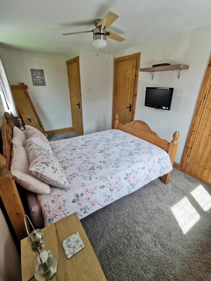 لندنديري The Church Wall Apartment المظهر الخارجي الصورة